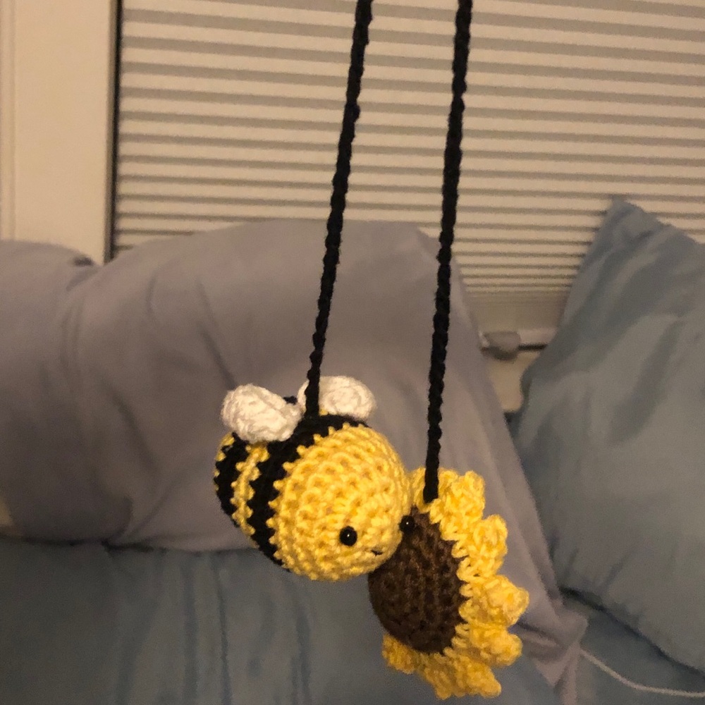 Car mirror hanging bee & sunflower accessory!